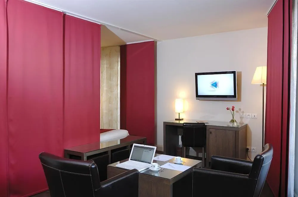 Best Western Hotel du Pont Wilson Lyon 4*,